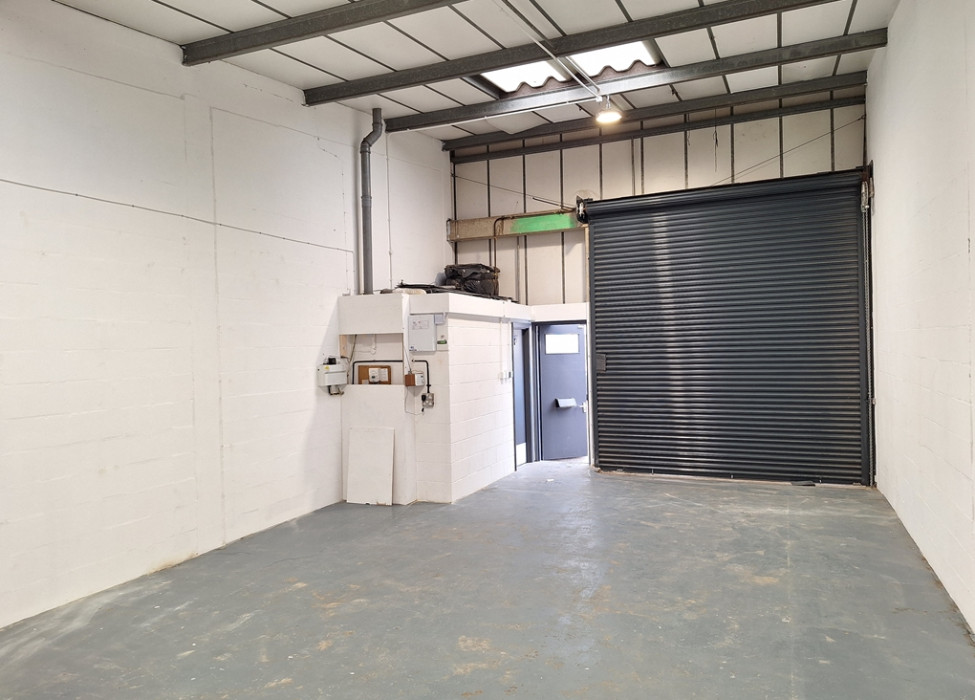 Unit 4, River Ray Industrial Estate, SWINDON, SN2 2DT